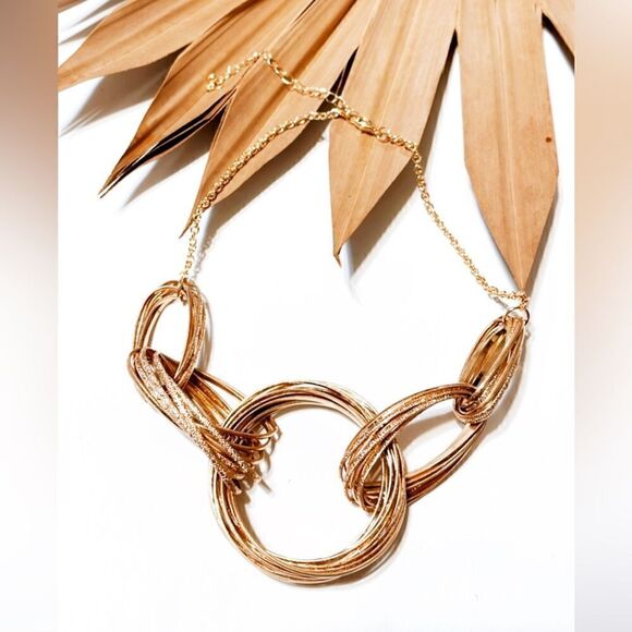 Luxury chain link necklace A200 - Picture 2 of 4